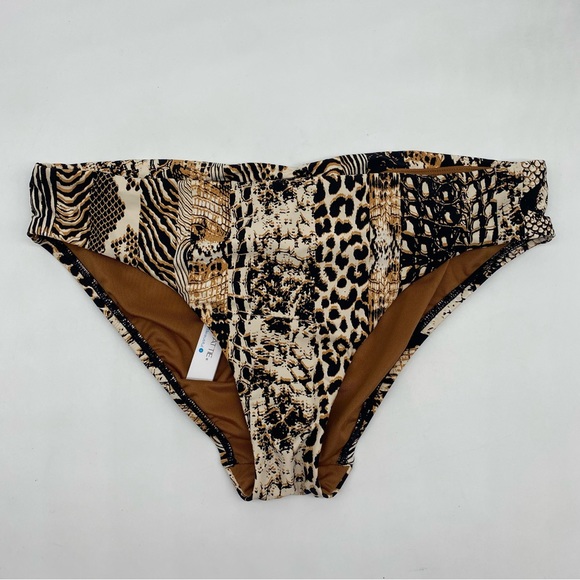 Bleu Rod Beattie Ruched Back Low Rise Bikini Bottoms in animal print size 6 - Picture 2 of 7